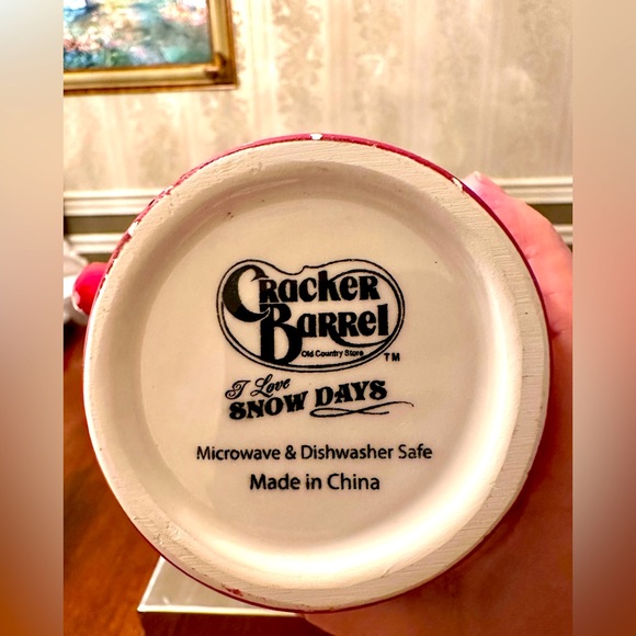NIB!✨Santa🎅Ceramic Mug!🎄”I Love Snow⛄️Days!”/Cracker Barrel - Picture 8 of 13